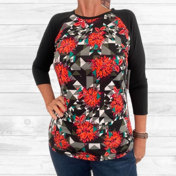 LuLaRoe Tops - LulaRoe Randy Floral Baseball Tee 3/4 sleeve